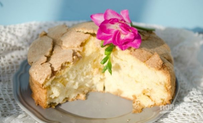 Простой рецепт шарлотки с яблоками 