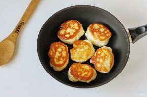 Пышные оладьи без яиц 