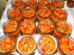 Солянка грибная на зиму с томатной пастой 